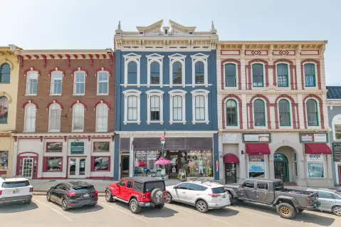 Turn-Key Georgetown Mixed-Use Investment