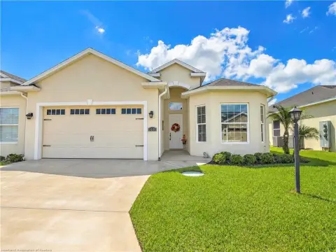 Single-Story Duplex Villa