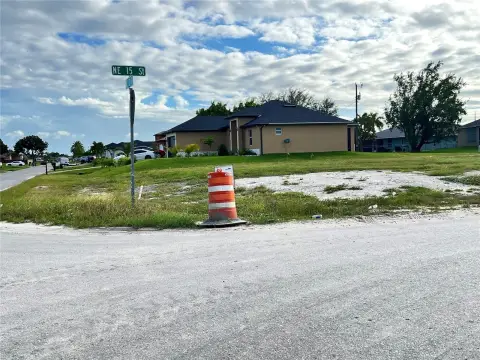 Corner Lot in Cape Coral