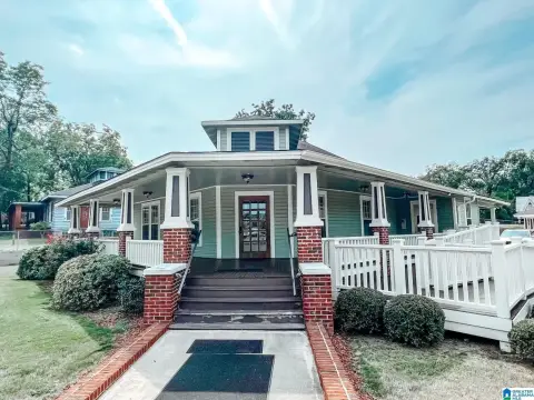 Charming Commercial Building in Talladega