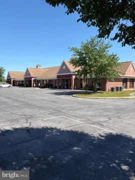 Subdividable Office Suites