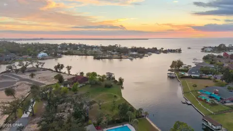 Waterfront Land in Kings Point