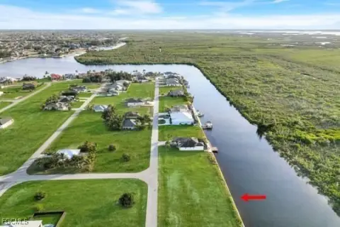 Waterfront Lot with Gulf Access