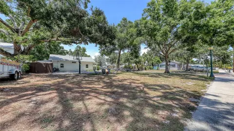 Buildable Corner Lot in Sarasota