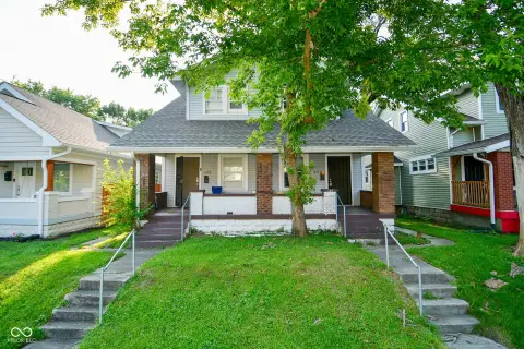 Updated Two-Story Duplex