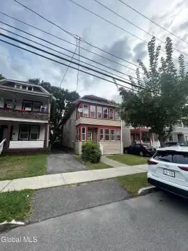 Albany Multifamily Property Near Amenities
