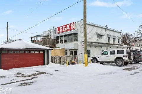 Waterfront Bar & Restaurant Opportunity