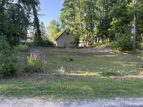 Residential Lot Near Lakes