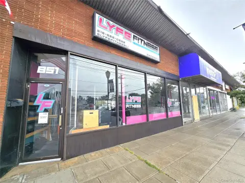 Storefront Space with Basement