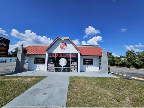 Climate-Controlled Auto Service Building