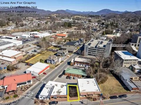 Downtown Waynesville Commercial Lot