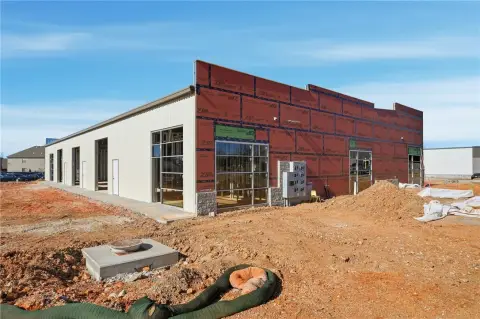 New Construction Office/Flex Space