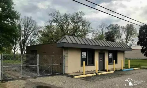 Monroe Commercial Property For Sale