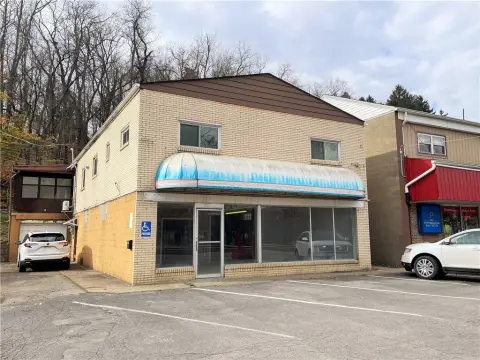 Mixed-Use Building with Renovated Apartments
