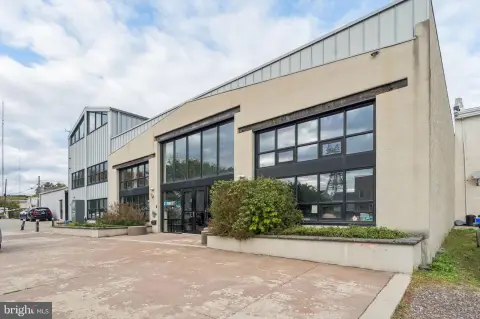 Modern Office Building in Manayunk