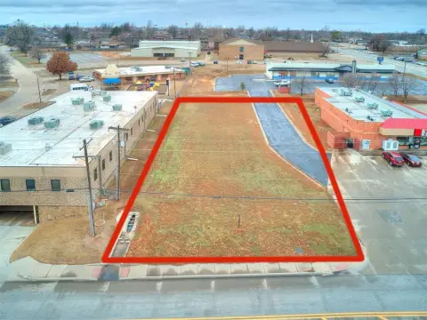 Commercial Lot with Street Frontage