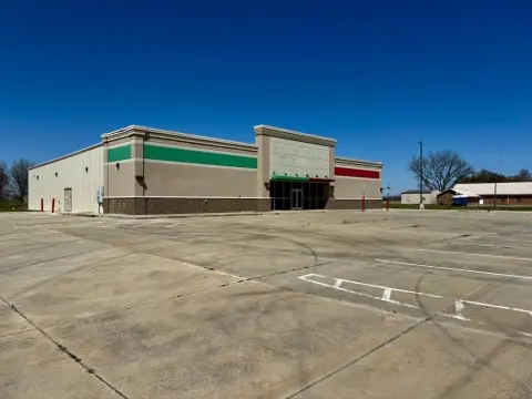 New Commercial Building in Newellton