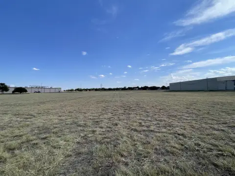 Commercial Land Near I-27