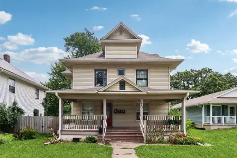 Triplex with Central Foyer Access
