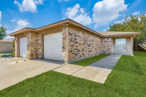 Leased Duplex with Private Backyards