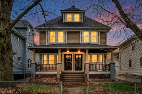 Spacious Duplex in Cleveland, OH