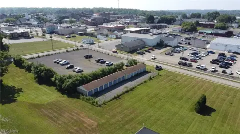 Self Storage Facility with Fenced Lot