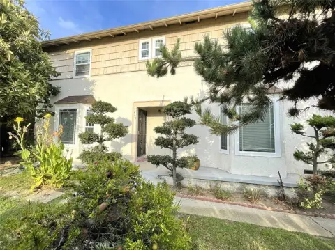 Duplex with Detached Garage