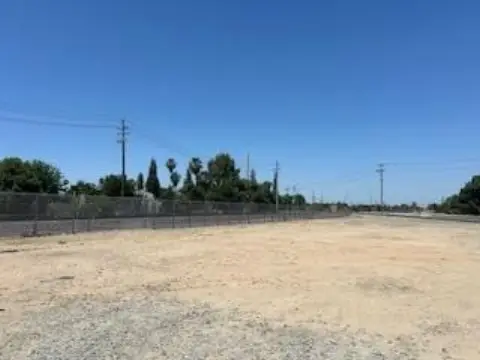Residential Lot in Fresno, CA