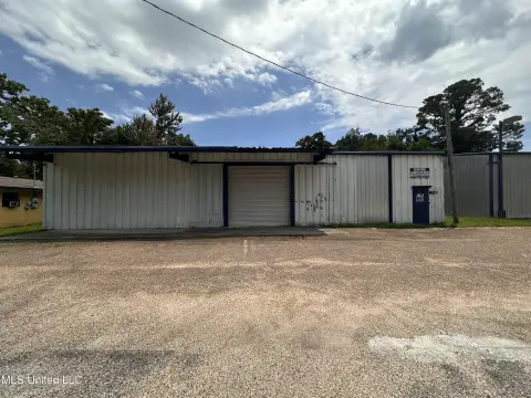 Office Warehouse Flex Building