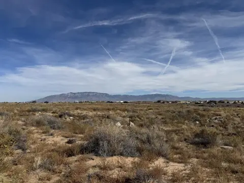 Albuquerque Land with Mountain Views