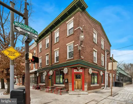 Corner Gastropub Restaurant Space