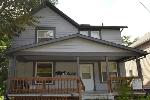 Three-Unit Triplex with Basement Storage