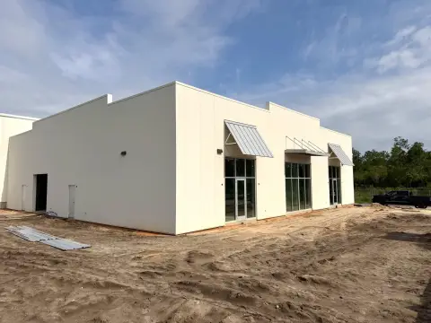 Retail Space With Showroom