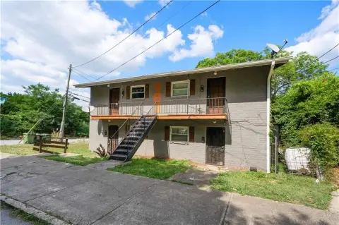 Recently Renovated Quadplex