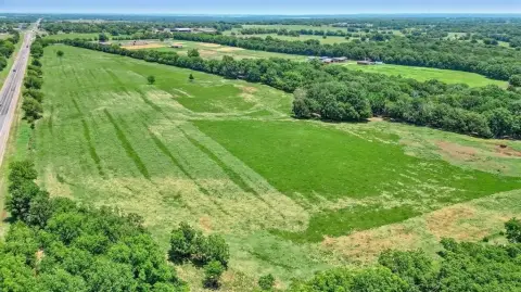 Unzoned Land in Gordonville, TX