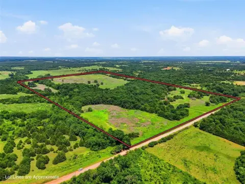 Agricultural Land with Ponds
