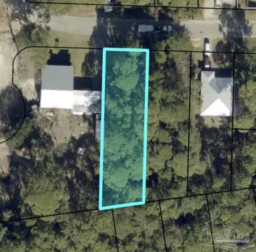 Vacant Lot in Gulf Breeze