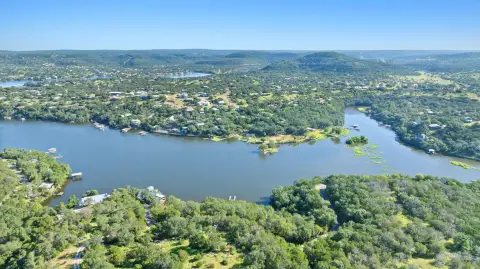 Lake Buchanan Waterfront Property