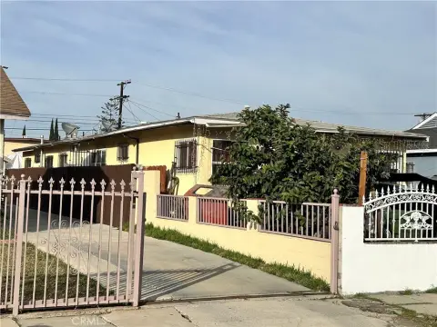 Duplex with Potential ADU Conversion