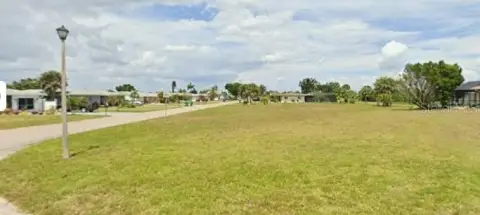 Oversized Lot in Rotonda West