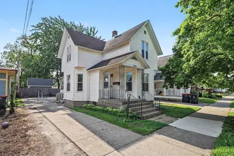 Holland Duplex Near Amenities