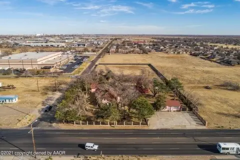 Wedding Venue With Multiple Homes