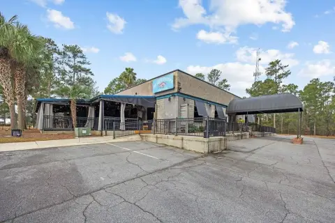Turnkey Restaurant and Bar Building