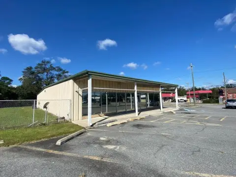 Flex Warehouse with Office Buildout