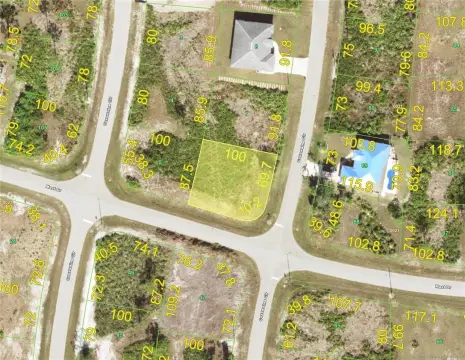 Corner Lot Near Beaches