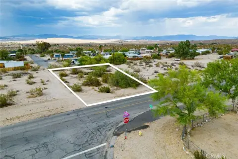 Half-Acre Lot in 29 Palms