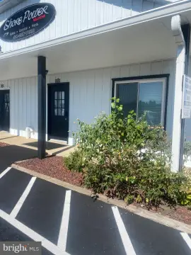 Mixed-Use Office Suite