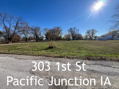 Residential Lots in Pacific Junction