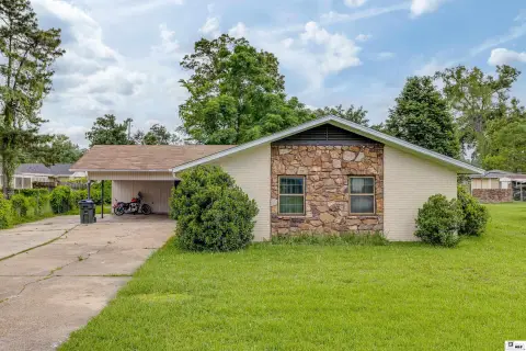 Tenant-Occupied Residential Income Home