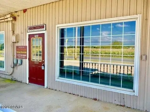 Retail Office Space with Road Frontage